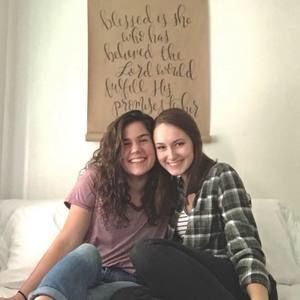 Meet your Posher, Kendra